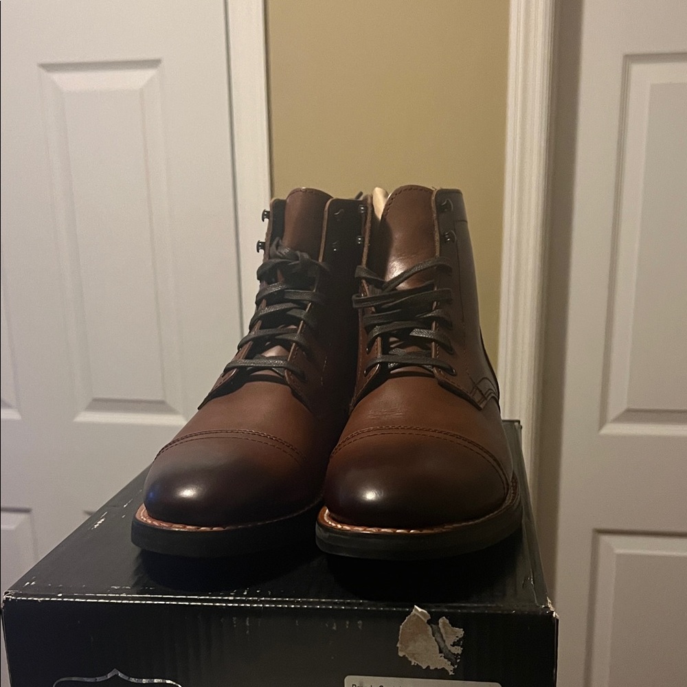 Men's Brown Captain Boot - Picture 2 of 4